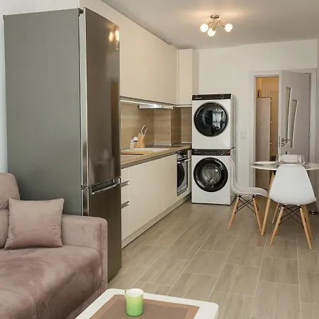 Modern Haven In Retreat With Chic Ambiance By Flat Mаnager * Varna