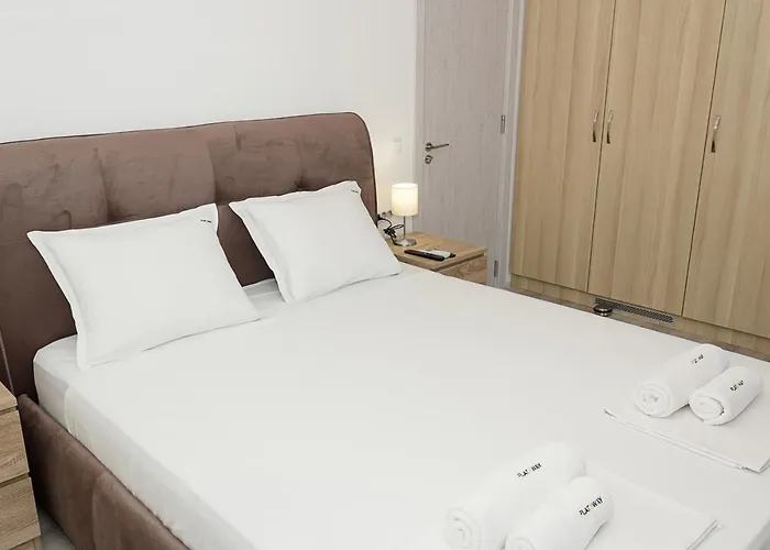 Modern Haven In Retreat With Chic Ambiance By Flat Mаnager * Βάρνα