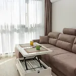 Апартаменты Modern Haven In Retreat With Chic Ambiance By Flat Mаnager *